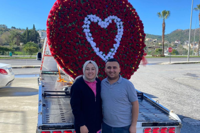 Antalya’da 777 gül buketiyle sevgililer günü sürprizi