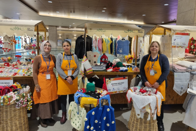 Kadın üreticiler Sevgililer Günü hediyeleriyle ziyaretçileri bekliyor