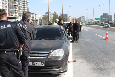 Adana’da araç içinde şüpheli ölüm: Başından tüfekle vurulmuş halde bulundu