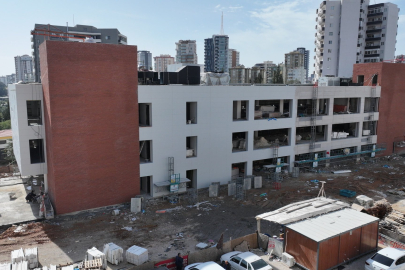 Adana'da Beyazevler'e dijital kütüphane geliyor: İnşaatta sona yaklaşıldı, işte tüm detaylar!