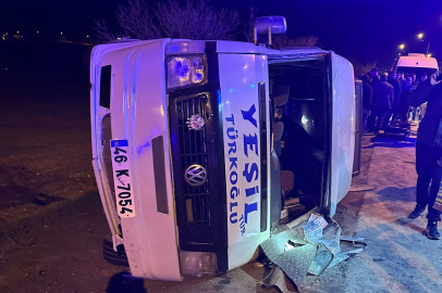 Kahramanmaraş Türkoğlu'nda minibüs kazası: 10 yaralı