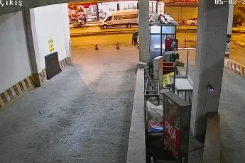 Motosiklet çaldılar, gezerken yakalandılar