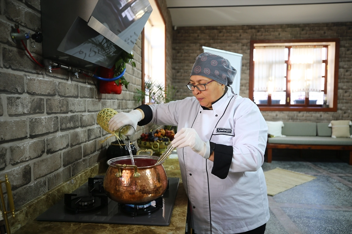 Osmanlı’dan Günümüze Şifa Geleneği: Lohusa Şerbeti “Kaynar”
