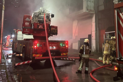 Bağcılar’da tekstil fabrikasında yangın