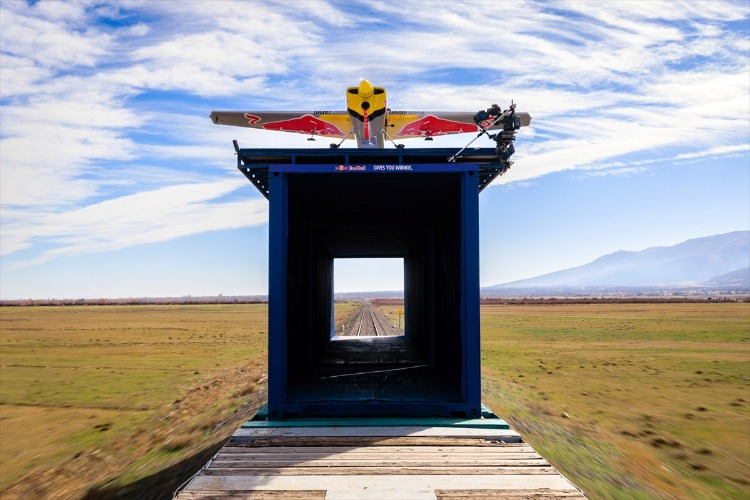 DARIO COSTA TREN ÜZERİNE NASIL İNİŞ YAPTI?