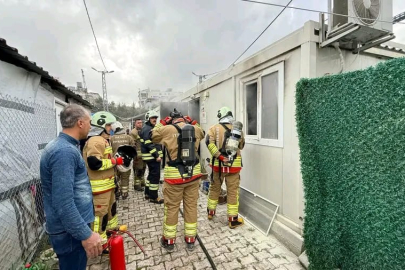 Hatay’da konteyner alevler içerisinde kaldı