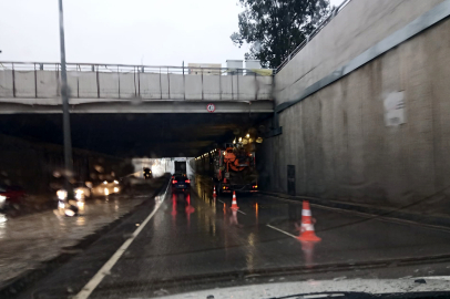 Her yağmurda aynı manzara: Adana’daki o alt geçitte sorun bitmiyor