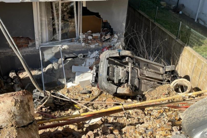 Menemen’de istinat duvarı faciası: 4 bina zarar gördü, müteahhit gözaltında