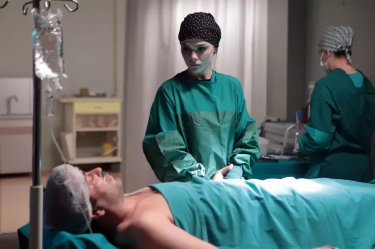 Uzak Şehir'de ihanet çemberi kırıldı Cihan'ın büyük intikamı ve firar planı... 2