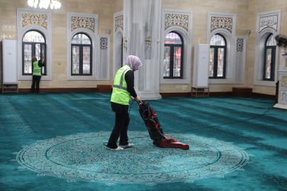 Yüreğir’de camiler Ramazan’a hazırlanıyor