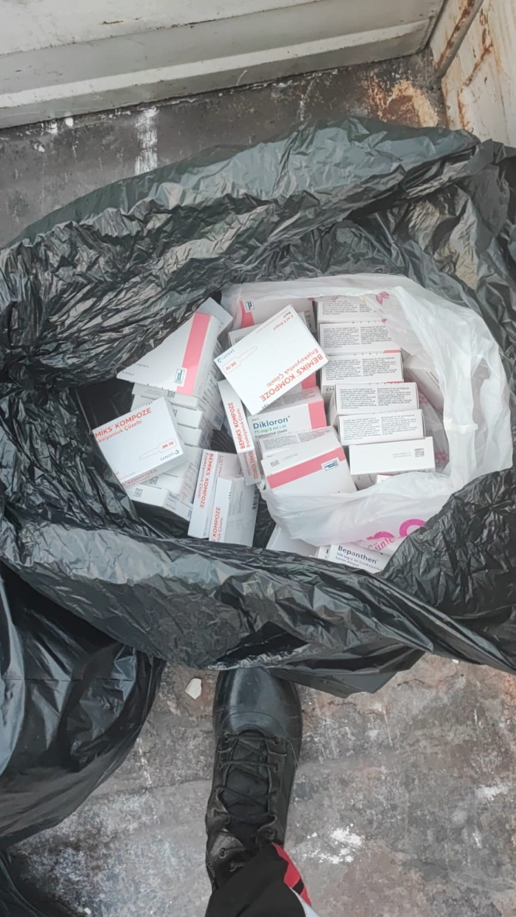 Adana merkezli 'Son Reçete' operasyonu Milyonluk ilaç vurgununda 34 tutuklama 4