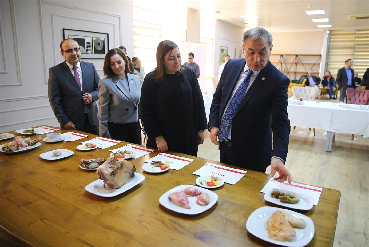 Adana'nın kadim mutfağı akademide: ATÜ'den 'Sıra Dışı Lezzetler' etkinliği