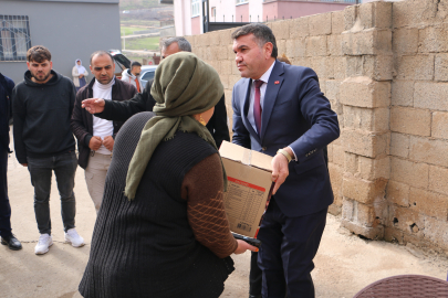 Diyarbakır’da Devlet Bahçeli adına Ramazan kolisi dağıtımı yapıldı