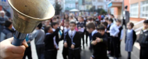 MEB 2026 ikinci ara tatil takvimini açıkladı: 2026 Mart ara tatili bayramla birleşiyor mu?