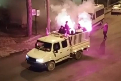 Adana’da ilk sahur coşkusu: Davulcular meşalelerle geceyi şenlendirdi