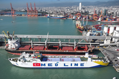 Kızılay’ın 21. İyilik Gemisi Gazze için Mersin’den yola çıktı