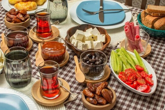 Uykunuzu Bölmeden Hazırlayabileceğiniz Sahur Tarifleri