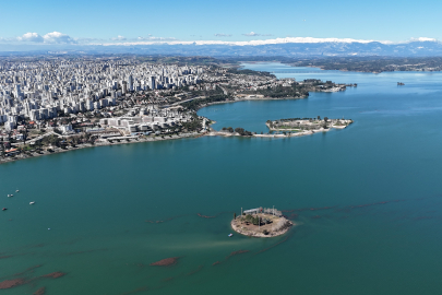 Adana'da Seyhan Barajı rekor yağışla doldu: Sevgi Adası sulara gömüldü