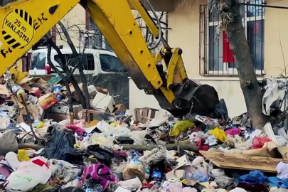 Kocaeli'de kötü koku ihbarı 30 ton çöp ortaya çıkardı