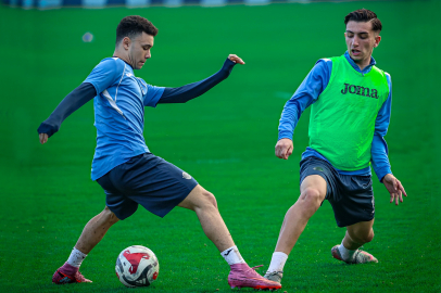 Adana Demirspor’un genç yeteneklerinden “Çantada Keklik” yanıtı