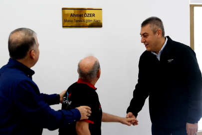 Mersin'de masa tenisi eğitim alanına 88 yaşındaki sporcunun adı verildi