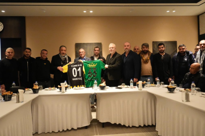 Adana 01 FK ve Şanlıurfaspor iftar sofrasında buluştu