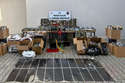 Mersin’de kaçak sigara operasyonu: On binlerce doldurulmuş sigara ele geçirildi