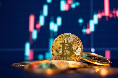 Bitcoin'de sert düşüş: Trump'ın tarife kararı ve Orta Doğu gerilimi piyasaları sarstı