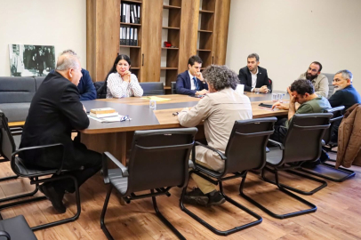 Kemal Tahir’in “Kurt Kanunu” Adana Barosu’nda hukuk ve toplum çerçevesinde masaya yatırıldı