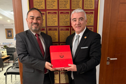 Dr. Çetin Oranlı’dan Çukurova Gazeteciler Cemiyeti’ne nezaket ziyareti