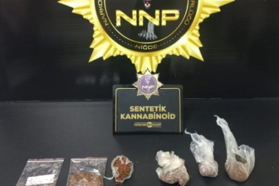 Niğde’de uyuşturucu satıcılarına baskın: 5 kişi tutuklandı