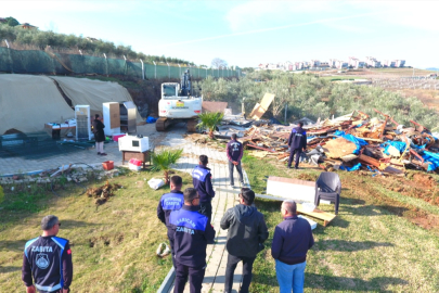 Adana’da kaçak yapılaşmaya karşı planlı yıkımlar devam ediyor