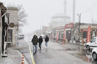 Aksaray’ın yüksek kesimlerinde kar yağışı başladı