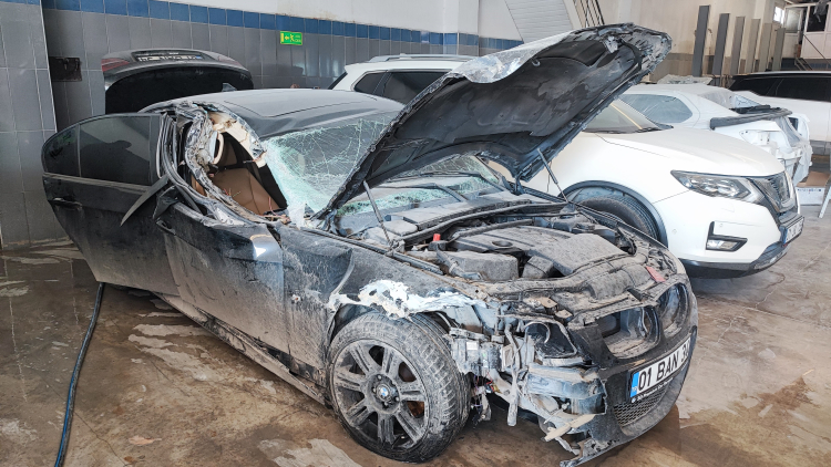 Adana'da lüks araç kazasında gizli ayıp şoku Hava yastıkları açılmayınca hukuk mücadelesi başlattı 3