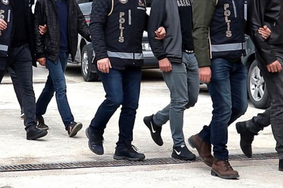 Adana merkezli 11 ilde dev siber operasyon: 1.2 milyar liralık vurgunda 19 şüpheli yakalandı