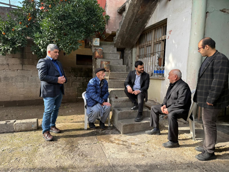 AK Parti Yüreğir'den Ramazan çıkartması Mahalle mahalle gönül köprüleri kuruluyor 3