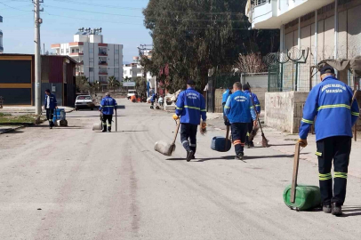 Akdeniz'de hijyen seferberliği: 65 mahallede her gün 400 ton atık toplanıyor