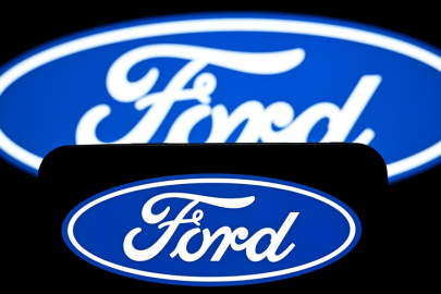 Ford, yazılım hatası nedeniyle 4 milyondan fazla aracını geri çağırıyor