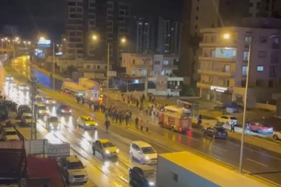 Mersin D-400 karayolunda tır dehşeti: 2 yaralı