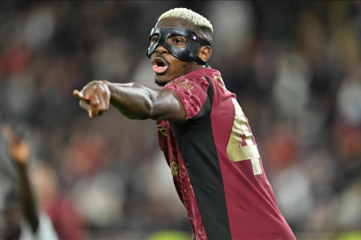 Osimhen, Şampiyonlar Ligi'nde haftanın oyuncusu ödülüne aday gösterildi