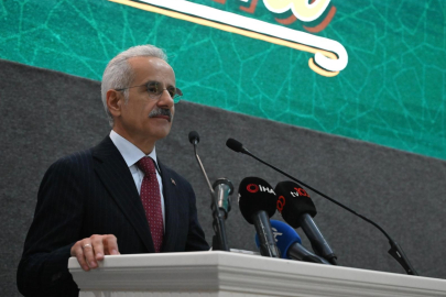 Bakan Uraloğlu: 15 yaşından küçük çocuklar sosyal medya hesabı açamayacak