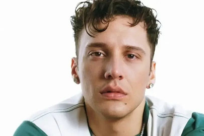 Şarkıcı Edis Görgülü İstanbul Havalimanı’nda gözaltına alındı