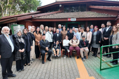 AK Parti Adana İl Teşkilatı Gönüllü Anneler Topluluğu’nda özel çocuklarla buluştu