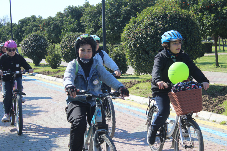 “Bağımsızlık En Çok Sana Yakışır” Sloganı Adana’da pedallarla hayat buldu