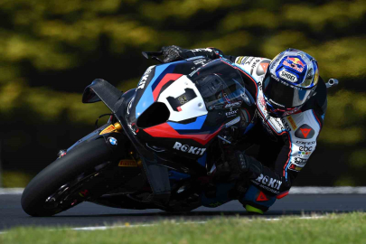 Toprak Razgatlıoğlu'nun ilk MotoGP yarışında talihsiz kaza