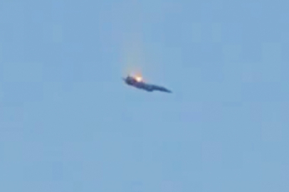 ABD'ye ait F-15 uçağı Kuveyt üzerinde düşürüldü