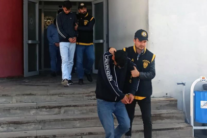 Adana’da FETÖ yalanıyla 500 bin TL’lik altın vurgunu: Emekli kadını dolandıran 3 şüpheli tutuklandı