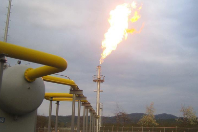 Hürmüz Boğazı kapandı Avrupa’da doğalgaz fiyatları uçtu