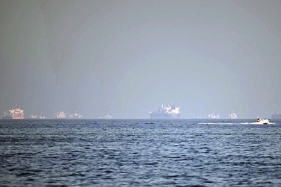 Sigorta şirketleri İran ve Basra Körfezi'ndeki gemiler için savaş riski sigortalarını iptal ediyor