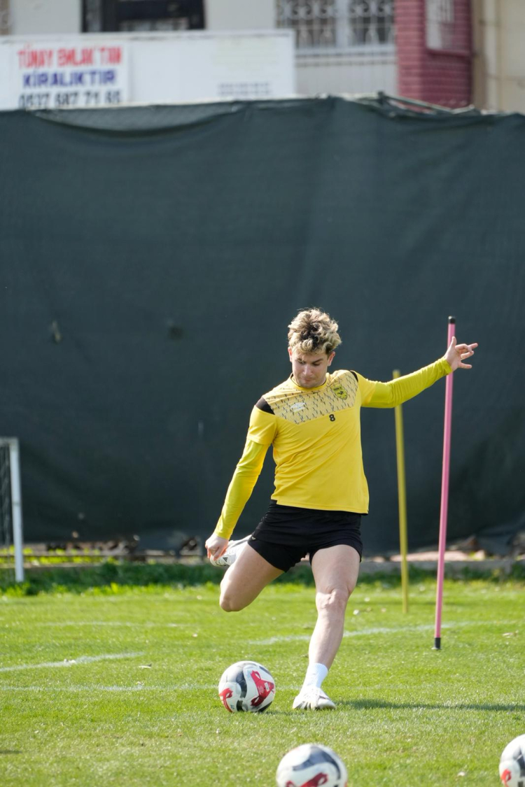 Adana 01 FK'nın yıldızı Yakal Taylan Sezon sonunda birinci lige yükseleceğiz 4